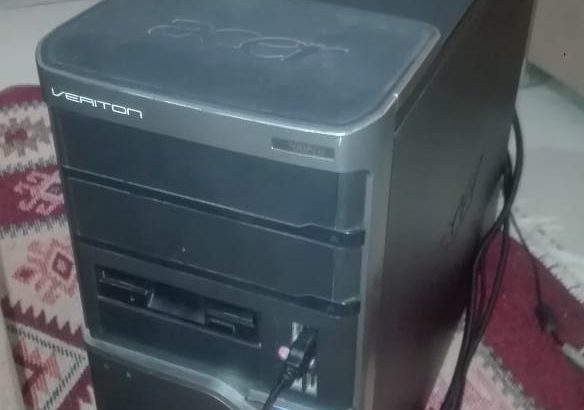 كمبيوتر نوع ACER مكتبي للبيع بسعر مغري